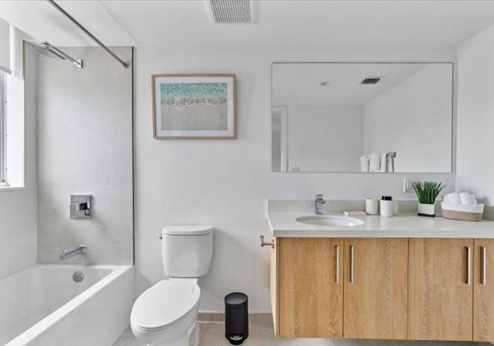 Bay Harbor One Vacation Apartment Маями Бийч Екстериор снимка